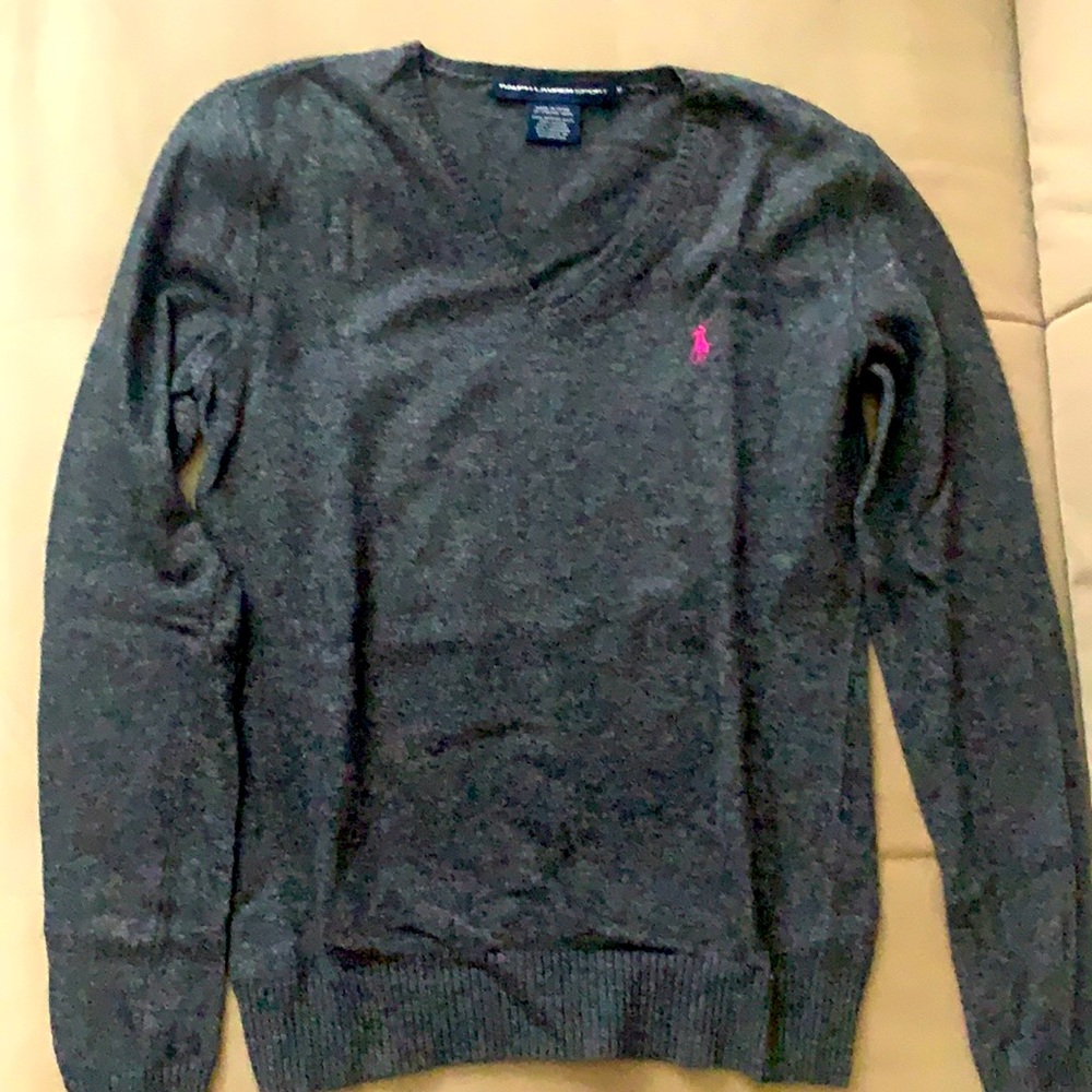 Ralph Lauren V-neck size M